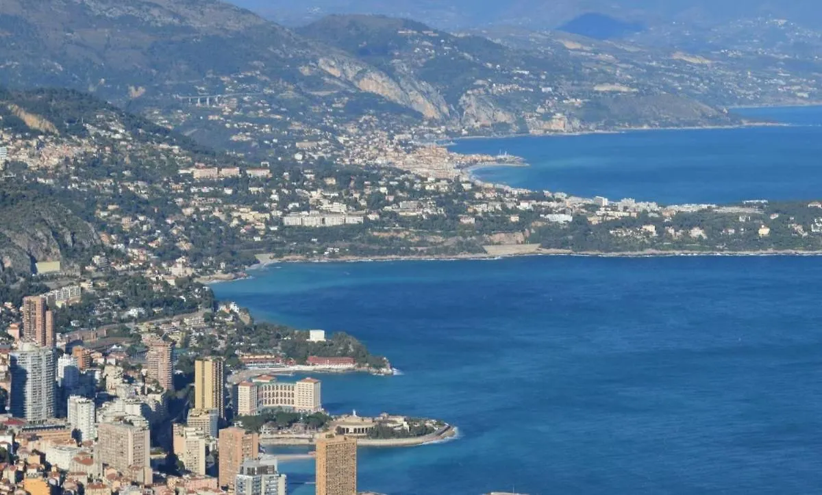 Le Golfe Bleu - Logement 6 Personnes - Vue Mer Laterale Du 19-07 Au 02-08 - Du Samedi Au Samedi Roquebrune-Cap-Martin 0*,