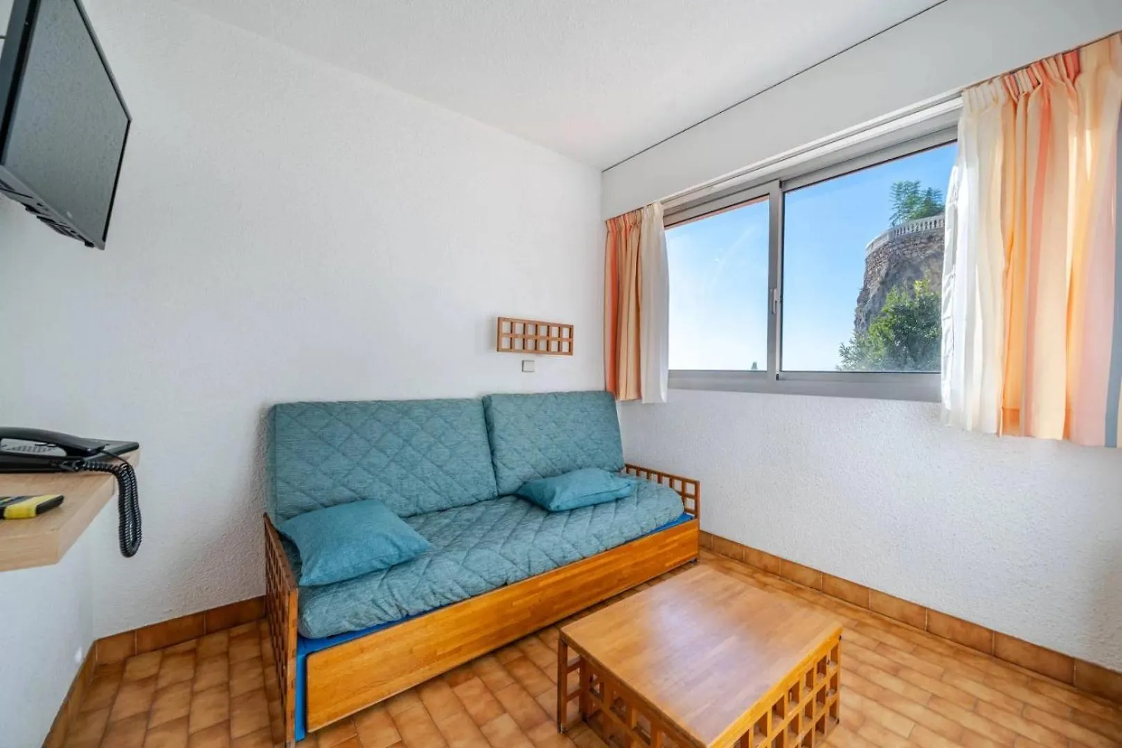 Le Golfe Bleu - Logement 6 Personnes - Vue Mer Laterale Du 19-07 Au 02-08 - Du Samedi Au Samedi Roquebrune-Cap-Martin France